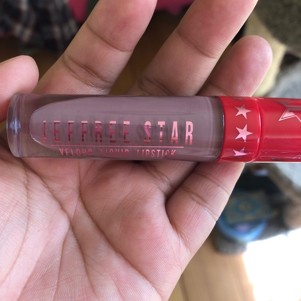 Jeffree Star liquid lipstick (Sagittarius)